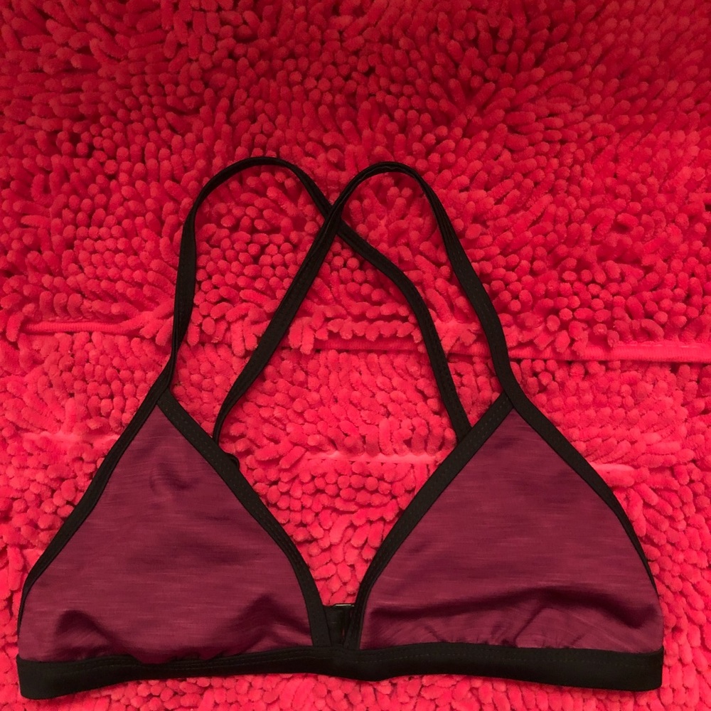 Like new! Oakley baiting suit top